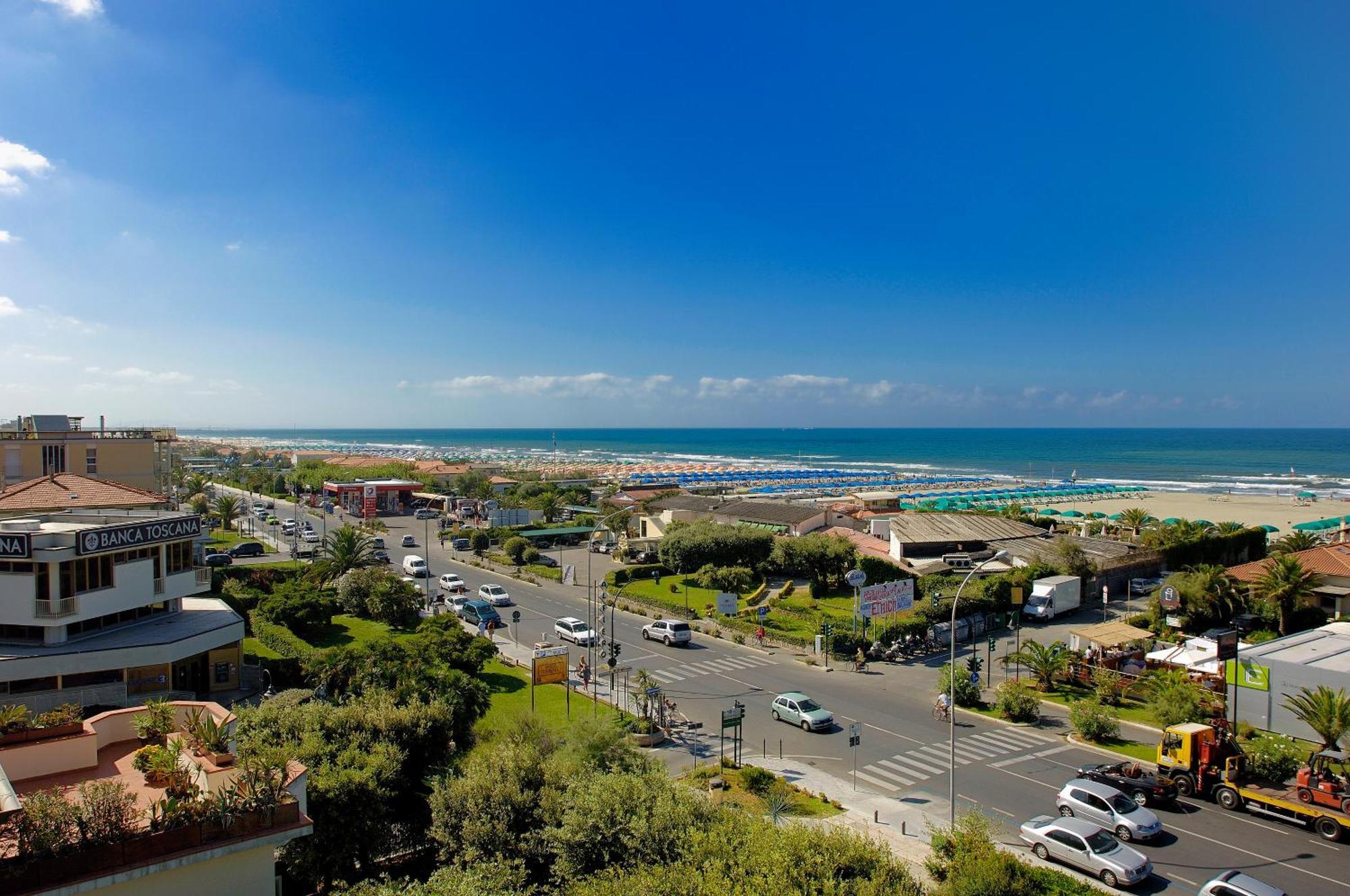 מרינה די פיאטרסנטה Hotel Oceano מראה חיצוני תמונה