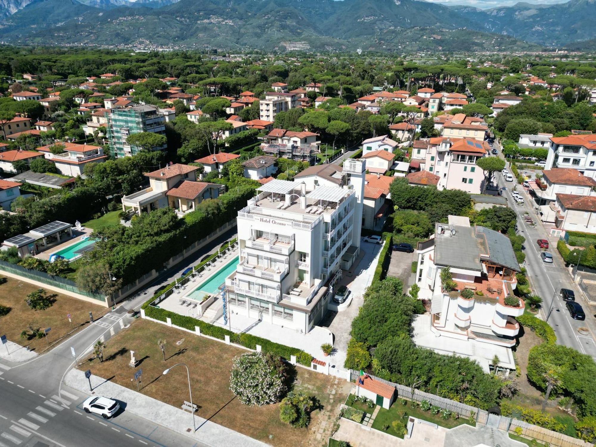 מרינה די פיאטרסנטה Hotel Oceano מראה חיצוני תמונה
