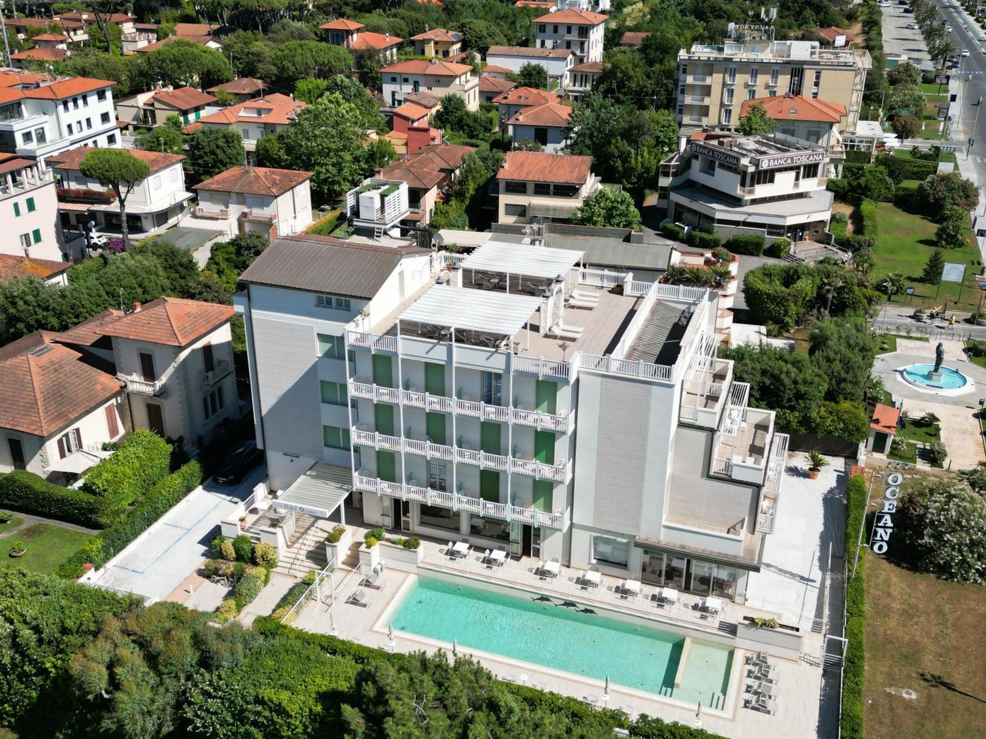 מרינה די פיאטרסנטה Hotel Oceano מראה חיצוני תמונה