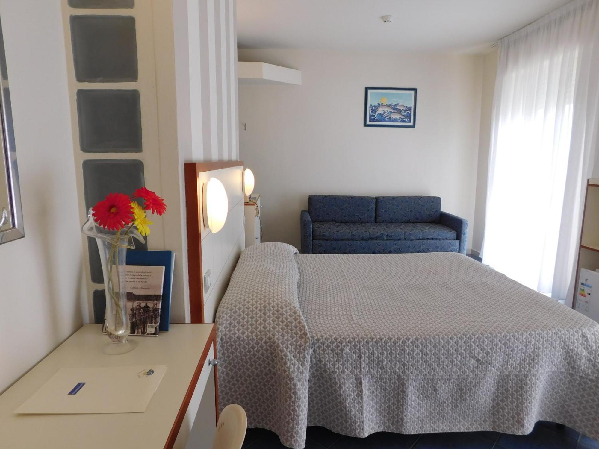 מרינה די פיאטרסנטה Hotel Oceano מראה חיצוני תמונה