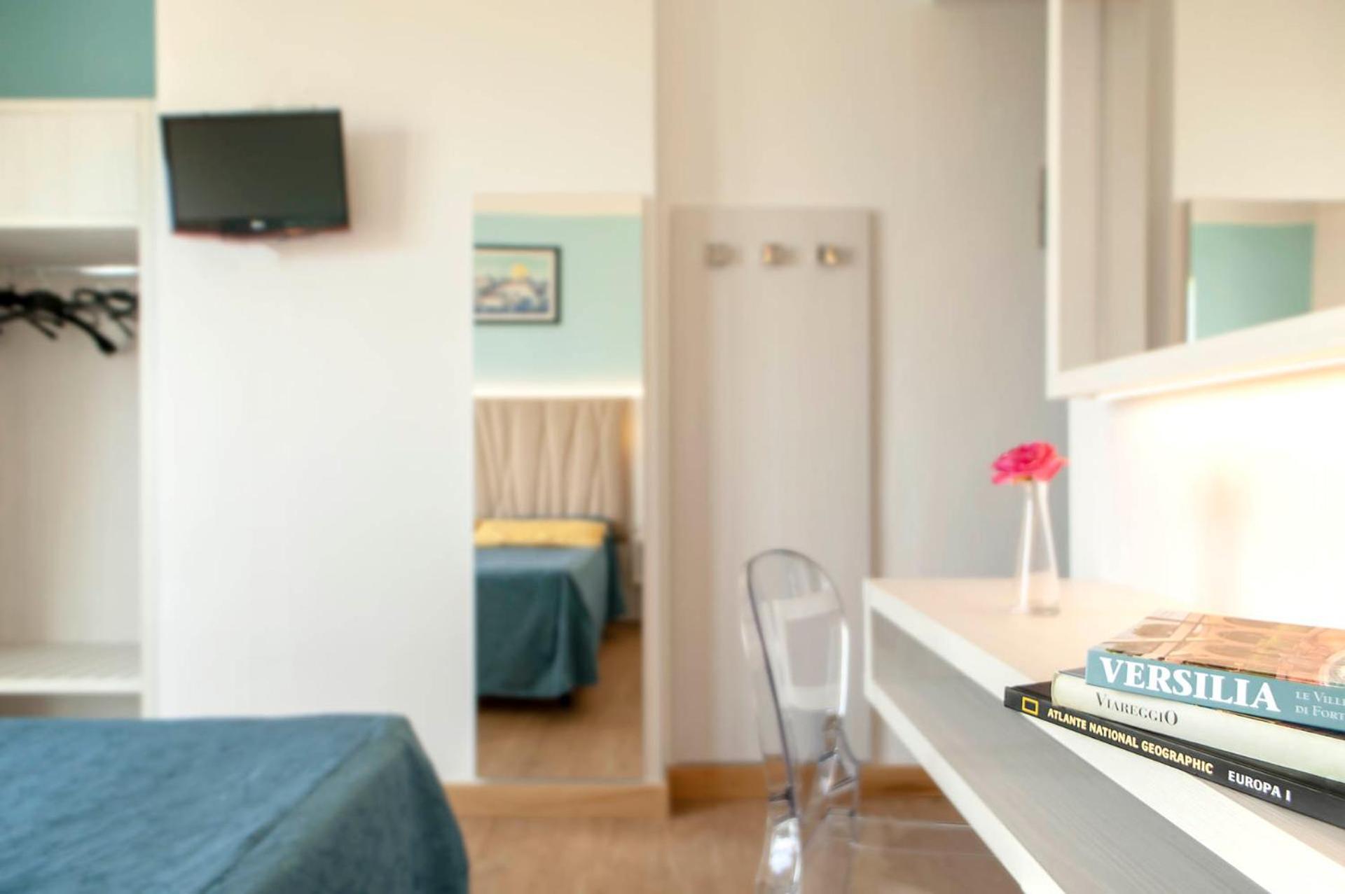 מרינה די פיאטרסנטה Hotel Oceano מראה חיצוני תמונה