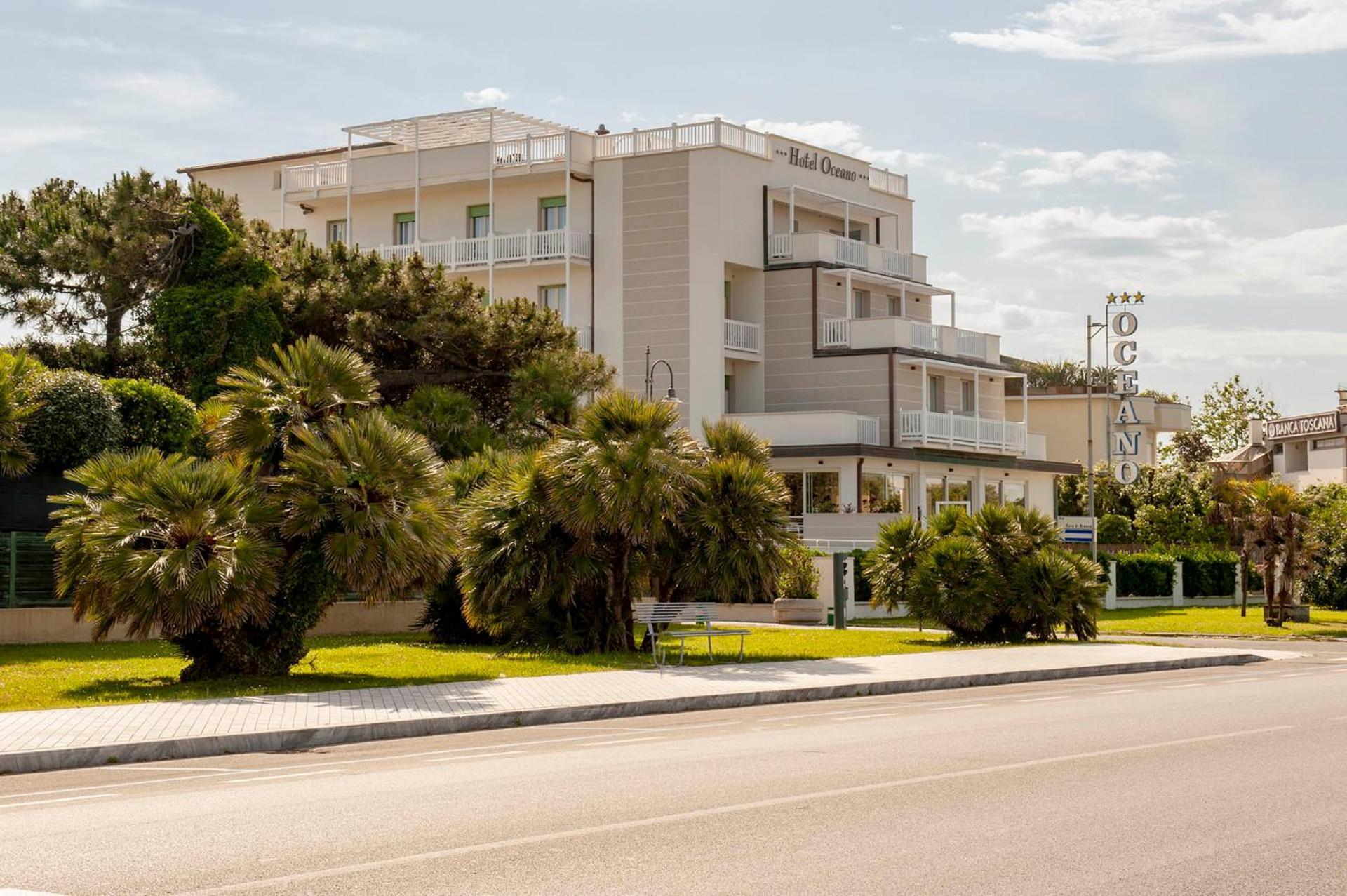 מרינה די פיאטרסנטה Hotel Oceano מראה חיצוני תמונה